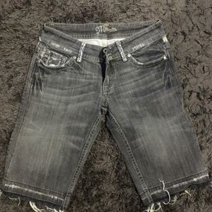 Miss Me Bermuda shorts